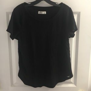 black hollister shirt